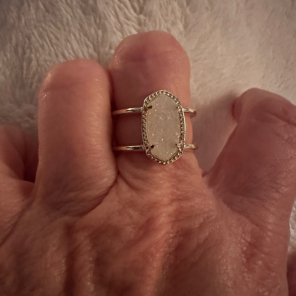 Kendra Scott ring - Picture 3 of 3